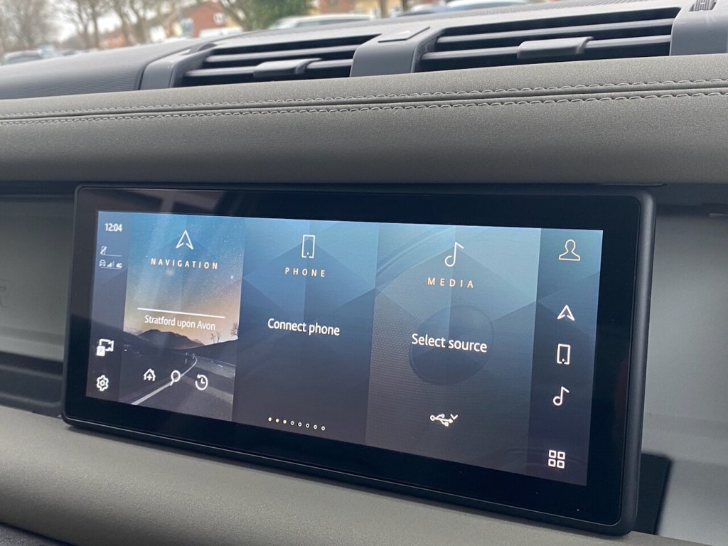 Used Land Rover Defender 2021 for sale - 77328118: Photo 18