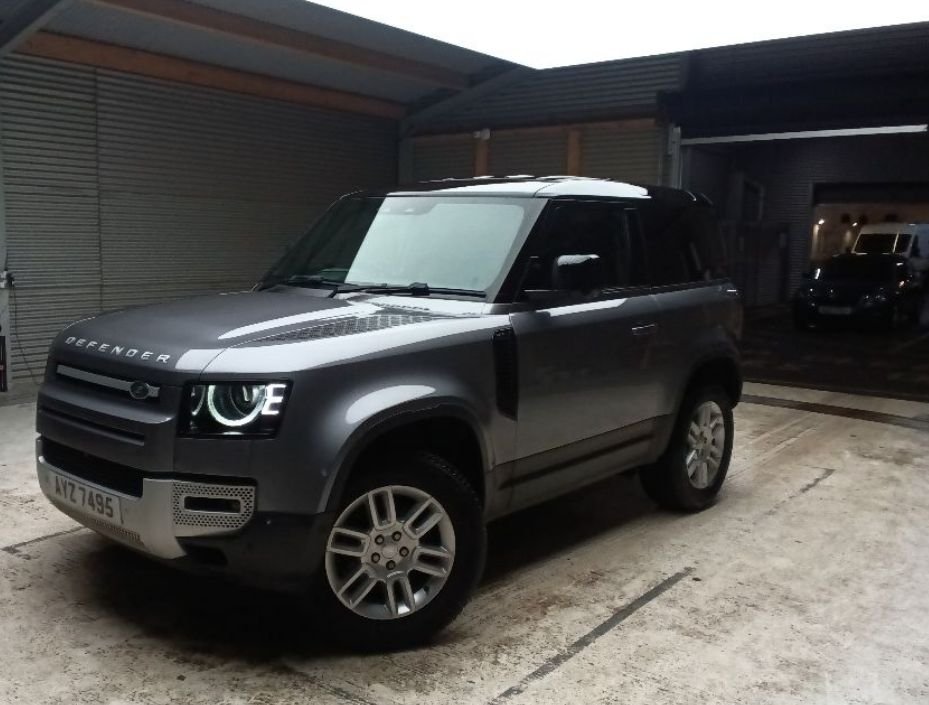 Used Land Rover Defender 2021 for sale - 77328118: Photo 2