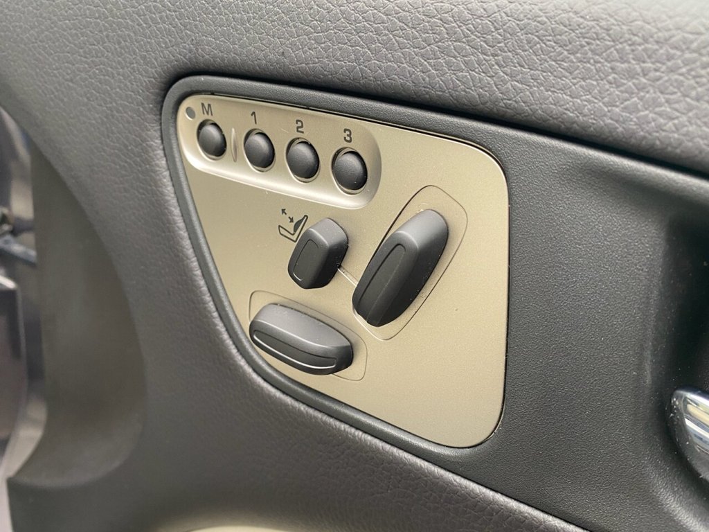 Used Jaguar XK 2009 for sale - 76481955: Photo 7