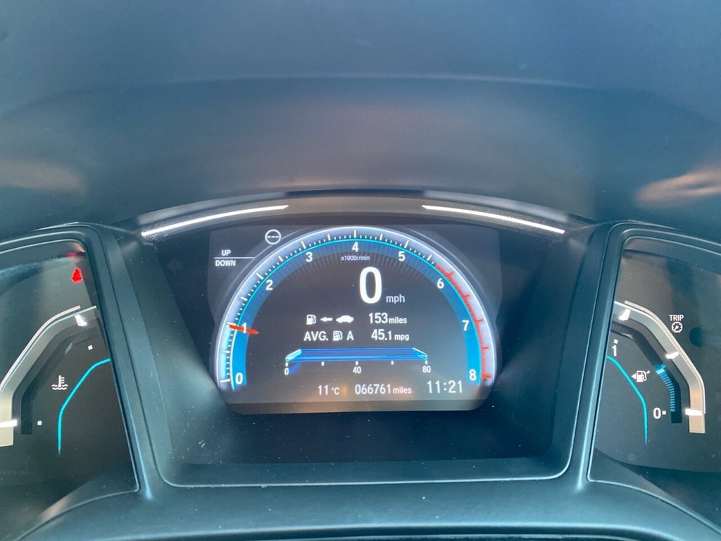Used Honda Civic 2020 for sale - 76654944: Photo 18