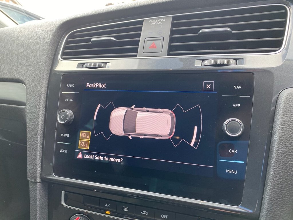 Used Volkswagen Golf 2019 for sale - 76184980: Photo 19