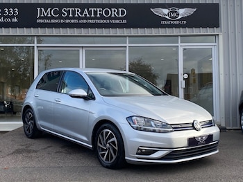 Volkswagen - Golf