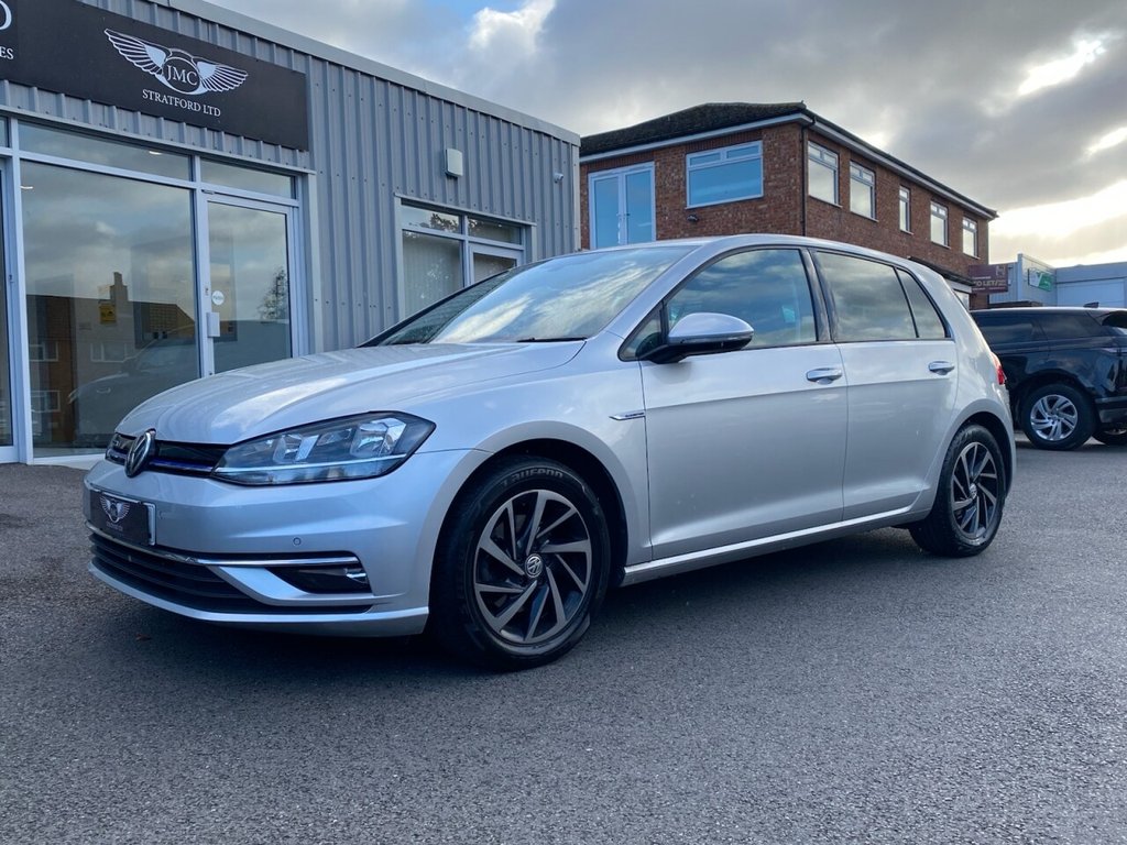 Used Volkswagen Golf 2019 for sale - 76184980: Photo 30