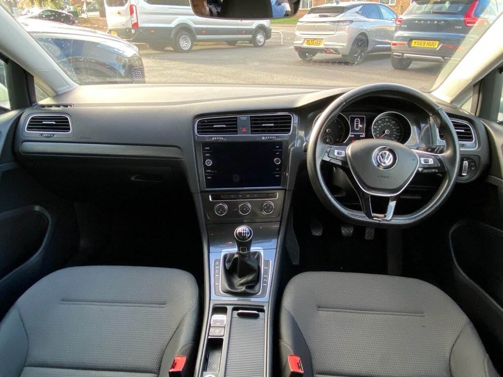 Used Volkswagen Golf 2019 for sale - 76184980: Photo 6