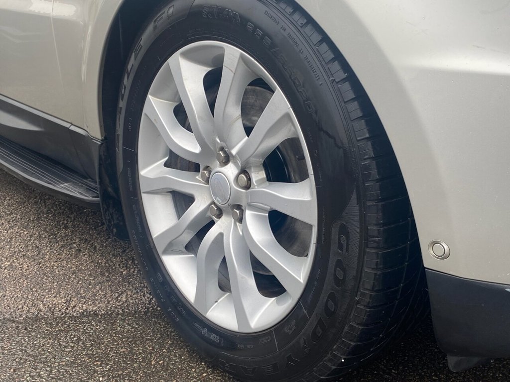 Used Land Rover Range Rover Sport 2015 for sale - 77451430: Photo 3