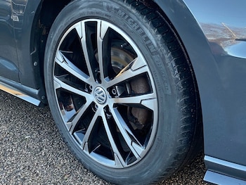 Used Volkswagen Golf 2020 for sale - 76783520: Photo