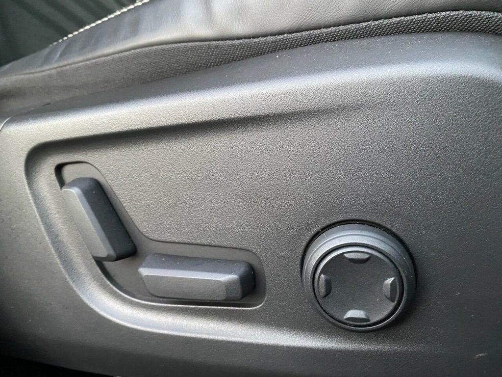 Used Volvo XC40 2021 for sale - 76510216: Photo 10