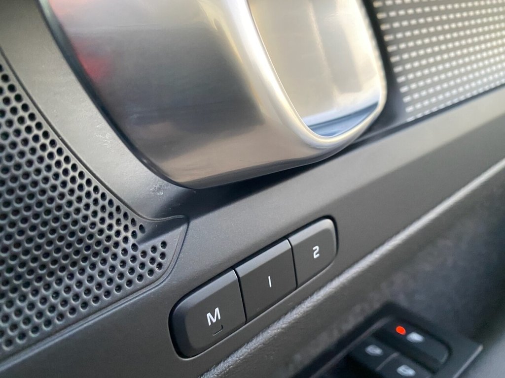 Used Volvo XC40 2021 for sale - 76510216: Photo 12