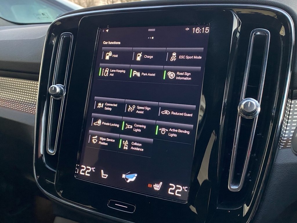 Used Volvo XC40 2021 for sale - 76510216: Photo 19