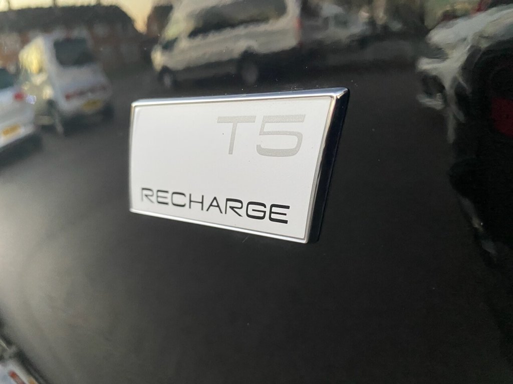 Used Volvo XC40 2021 for sale - 76510216: Photo 40