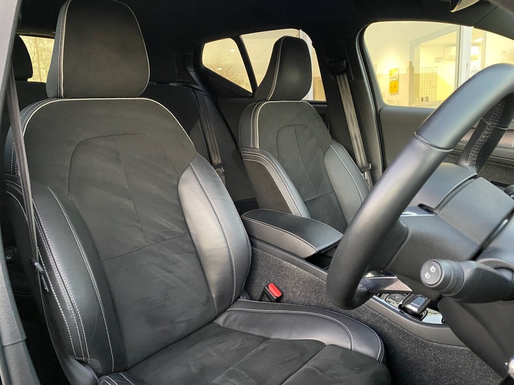 Used Volvo XC40 2021 for sale - 76510216: Photo 5