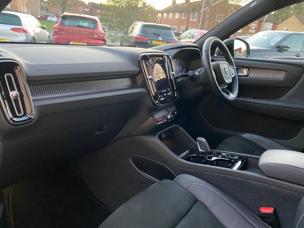 Used Volvo XC40 2021 for sale - 76510216: Photo 7