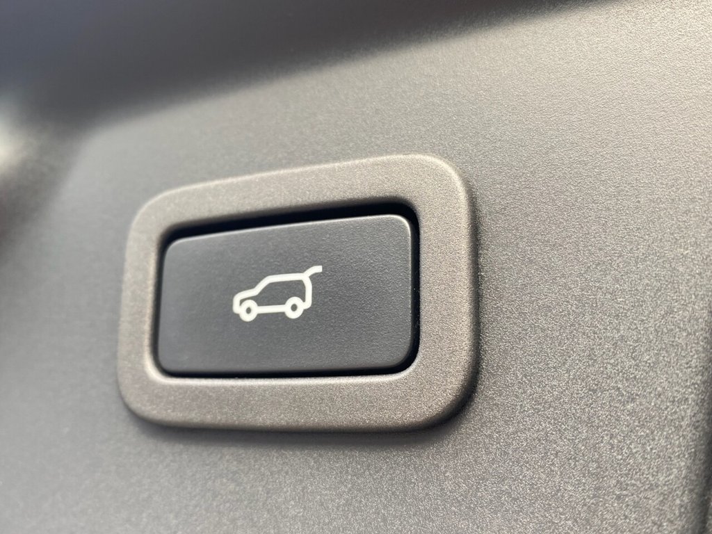 Used Land Rover Range Rover Velar 2022 for sale - 77249988: Photo 36