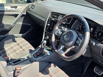 Used Volkswagen Golf 2020 for sale - 77792414: Photo