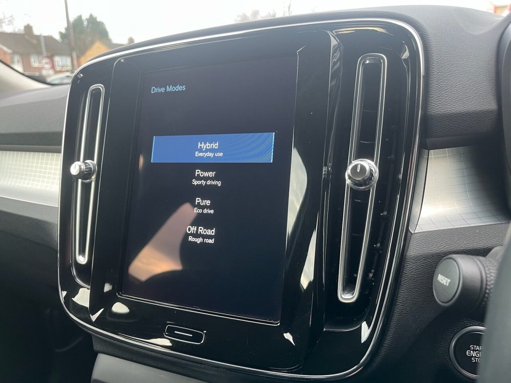 Used Volvo XC40 2021 for sale - 77608629: Photo 38