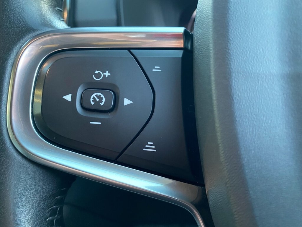 Used Volvo XC40 2019 for sale - 77631882: Photo 12