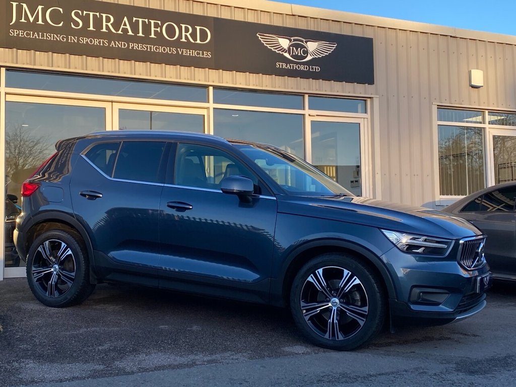 Used Volvo XC40 2019 for sale - 77631882: Photo 2