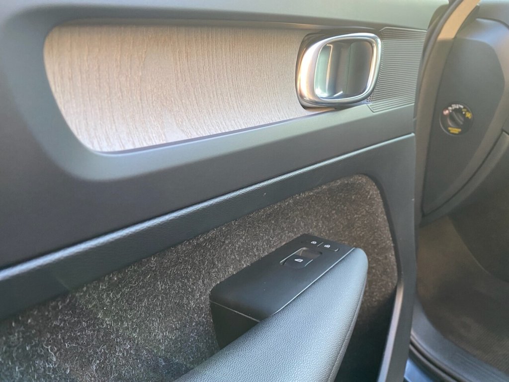 Used Volvo XC40 2019 for sale - 77631882: Photo 29