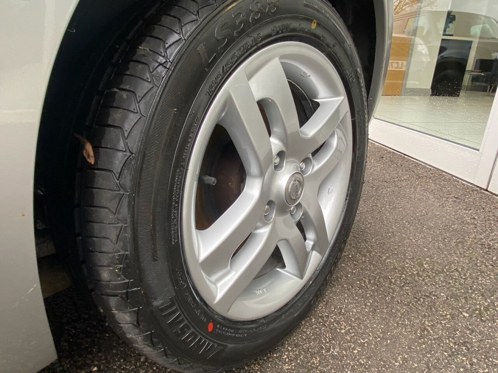 Used Nissan Cube 2010 for sale - 76406430: Photo 4