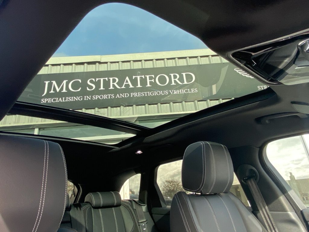 Used Land Rover Range Rover Velar 2022 for sale - 76454161: Photo 8