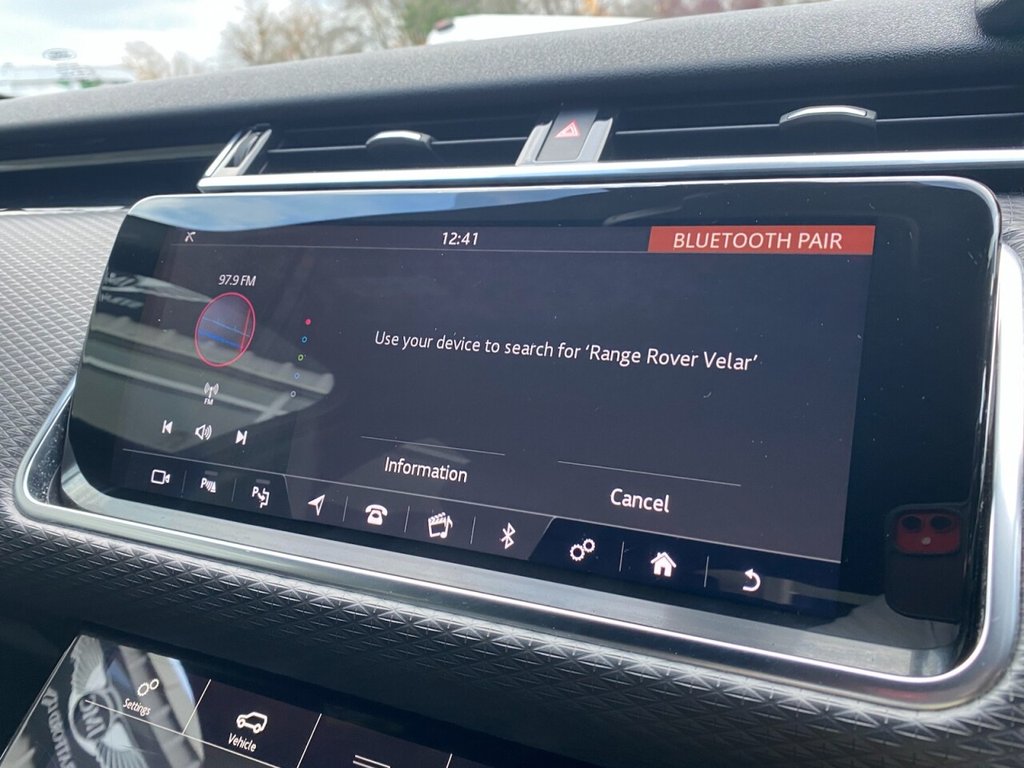 Used Land Rover Range Rover Velar 2018 for sale - 76966192: Photo 19