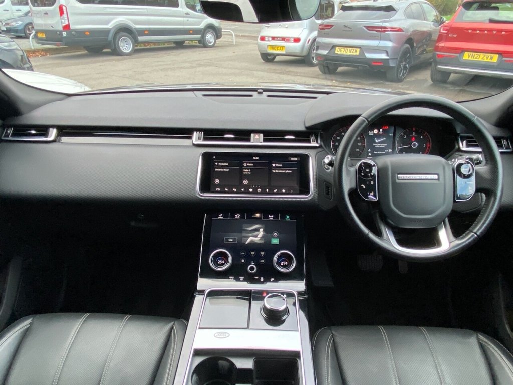 Used Land Rover Range Rover Velar 2018 for sale - 76966192: Photo 5