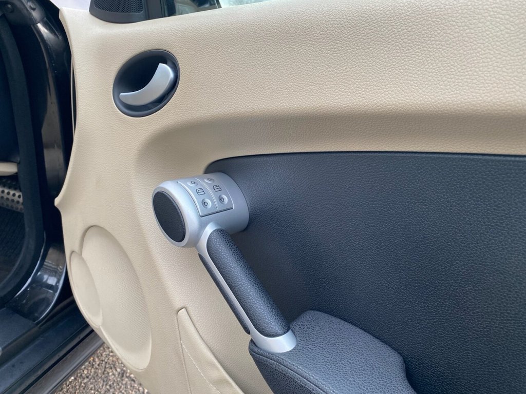 Used Mercedes-Benz SLK 2007 for sale - 76356751: Photo 10