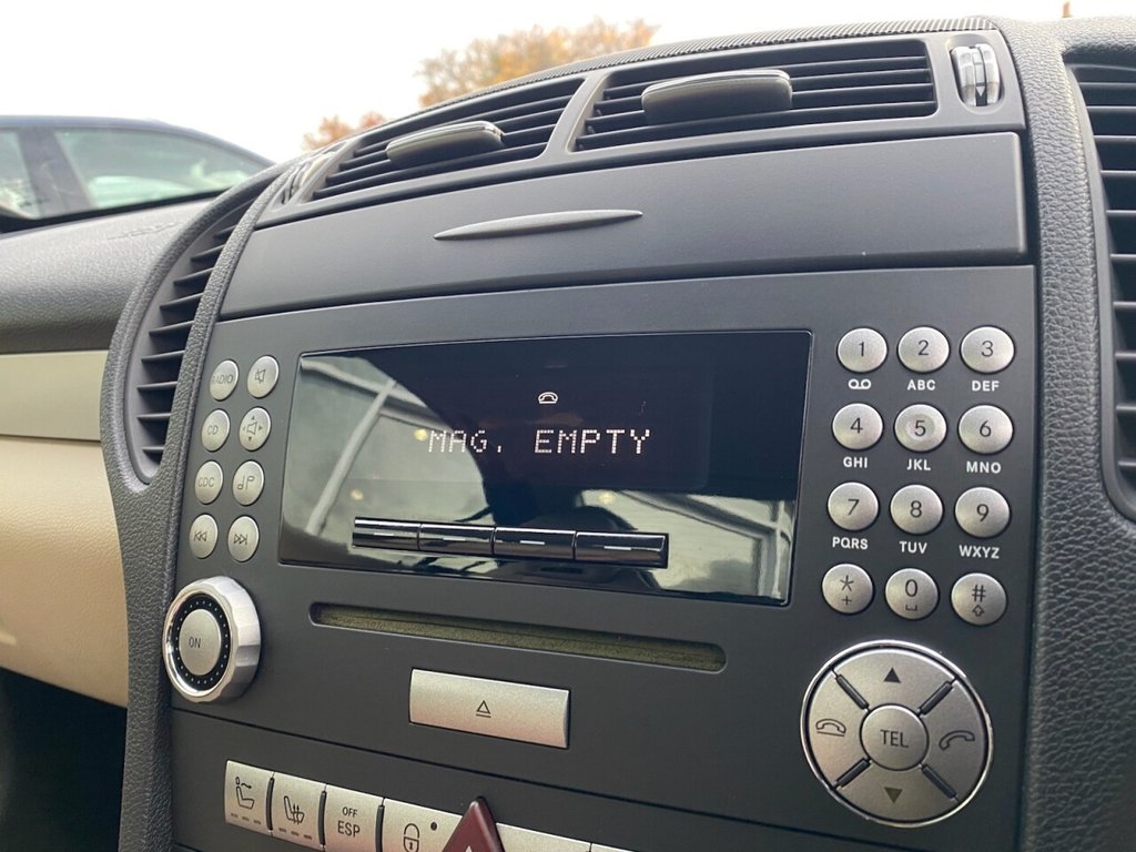 Used Mercedes-Benz SLK 2007 for sale - 76356751: Photo 16