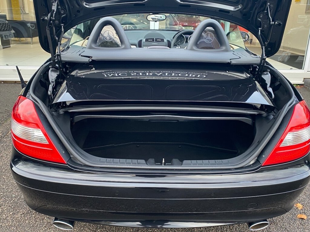 Used Mercedes-Benz SLK 2007 for sale - 76356751: Photo 32