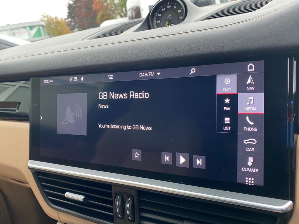 Used Porsche Cayenne 2018 for sale - 76256679: Photo 14