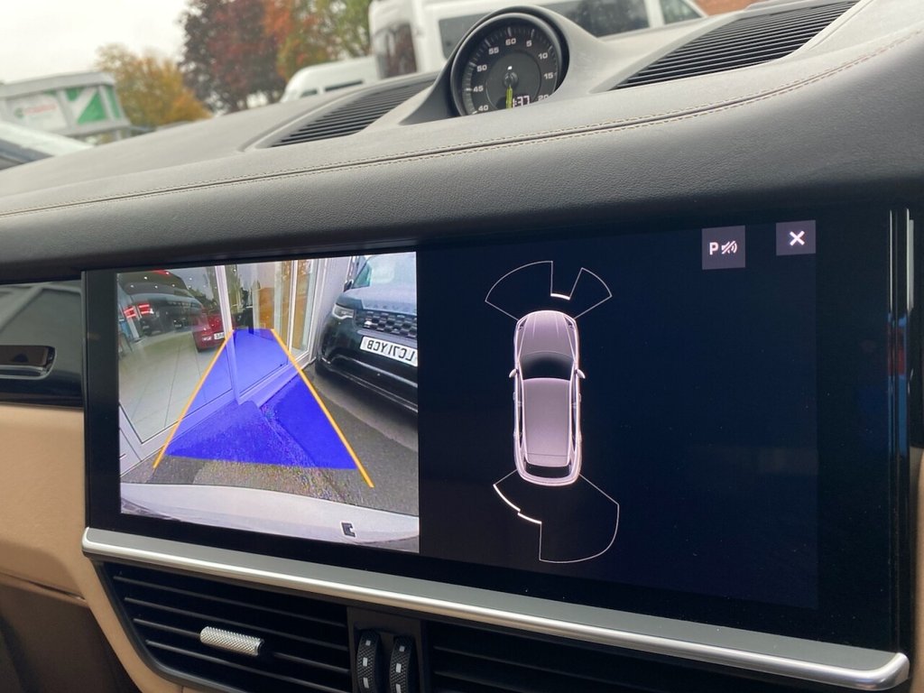 Used Porsche Cayenne 2018 for sale - 76256679: Photo 22