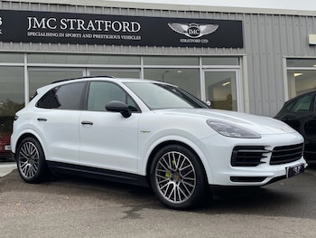 Used Porsche Cayenne 2018 for sale - 76256679: Photo 2