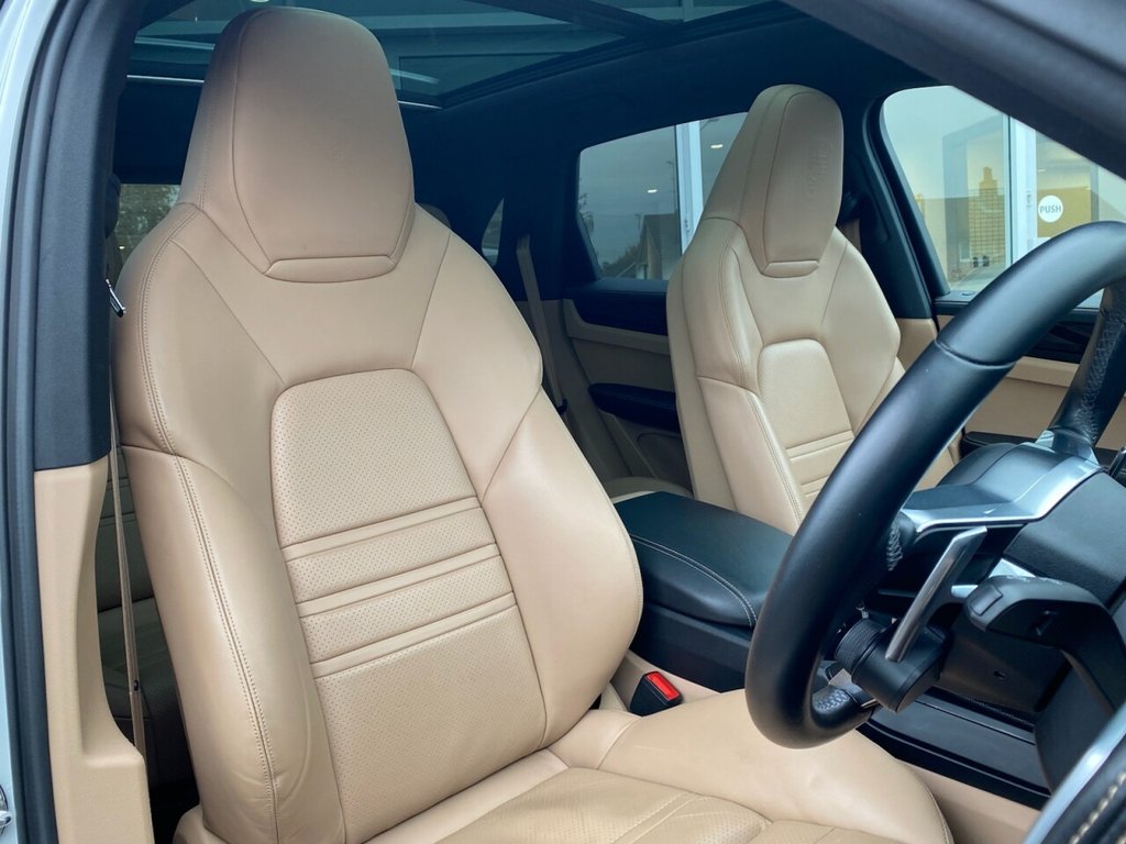 Used Porsche Cayenne 2018 for sale - 76256679: Photo 4