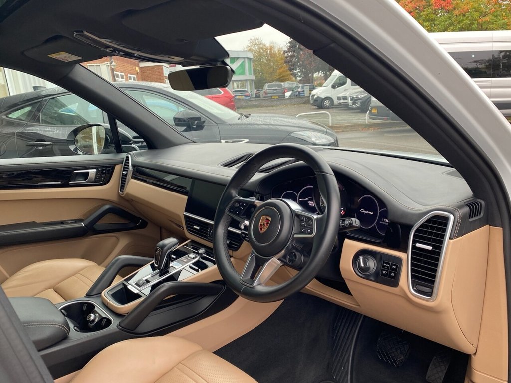 Used Porsche Cayenne 2018 for sale - 76256679: Photo 5