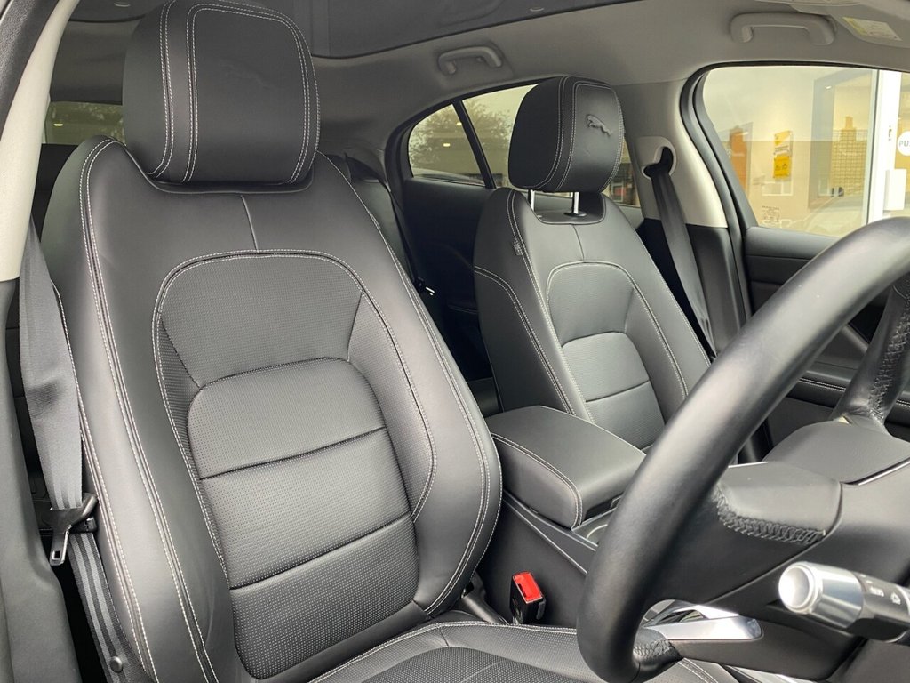 Used Jaguar I-Pace 2020 for sale - 76068946: Photo 2