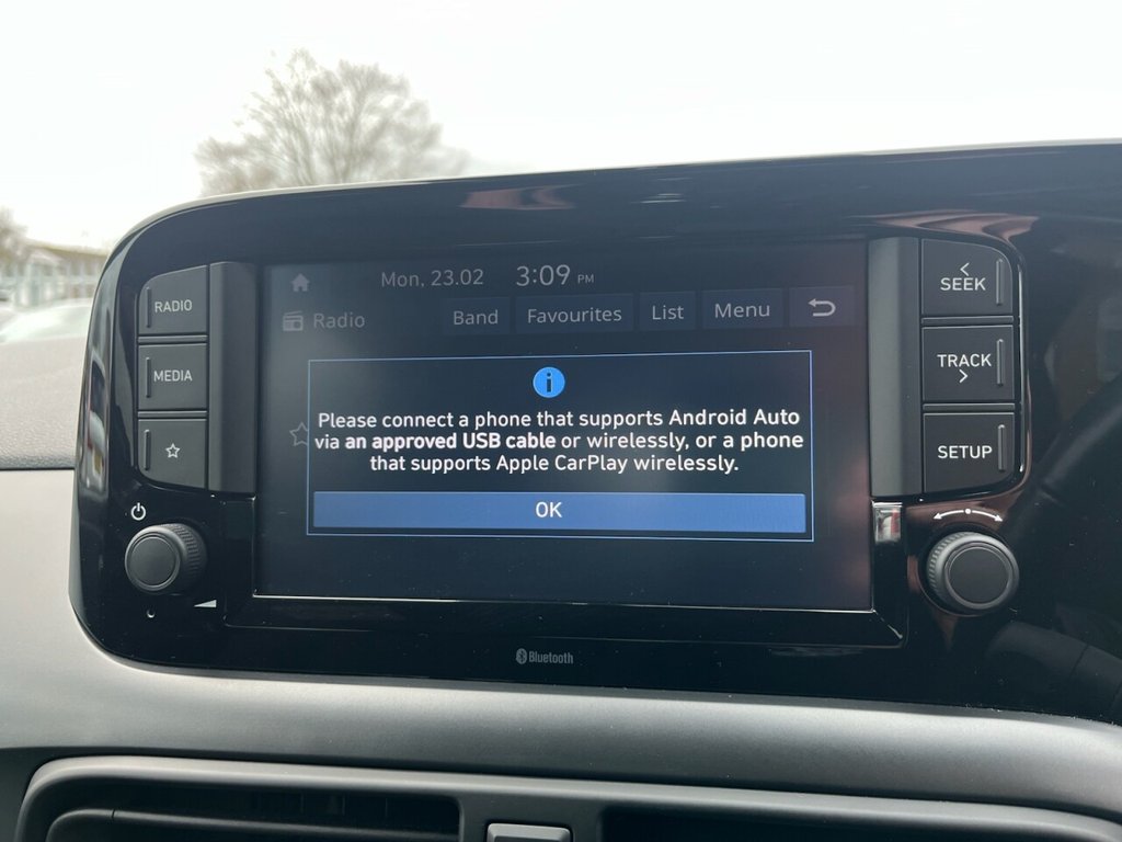 Used Hyundai i10 2022 for sale - 77631860: Photo 18