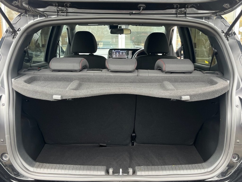 Used Hyundai i10 2022 for sale - 77631860: Photo 29