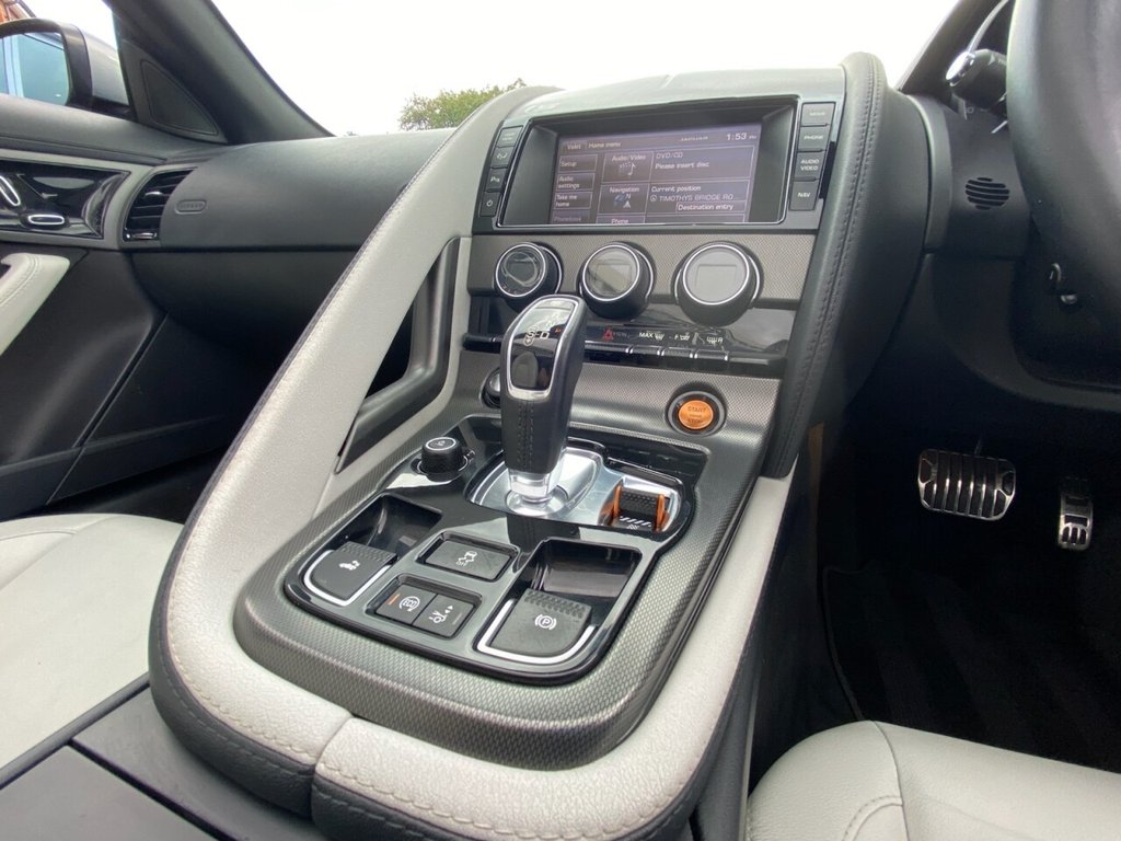 Used Jaguar F-Type 2013 for sale - 76367504: Photo 10