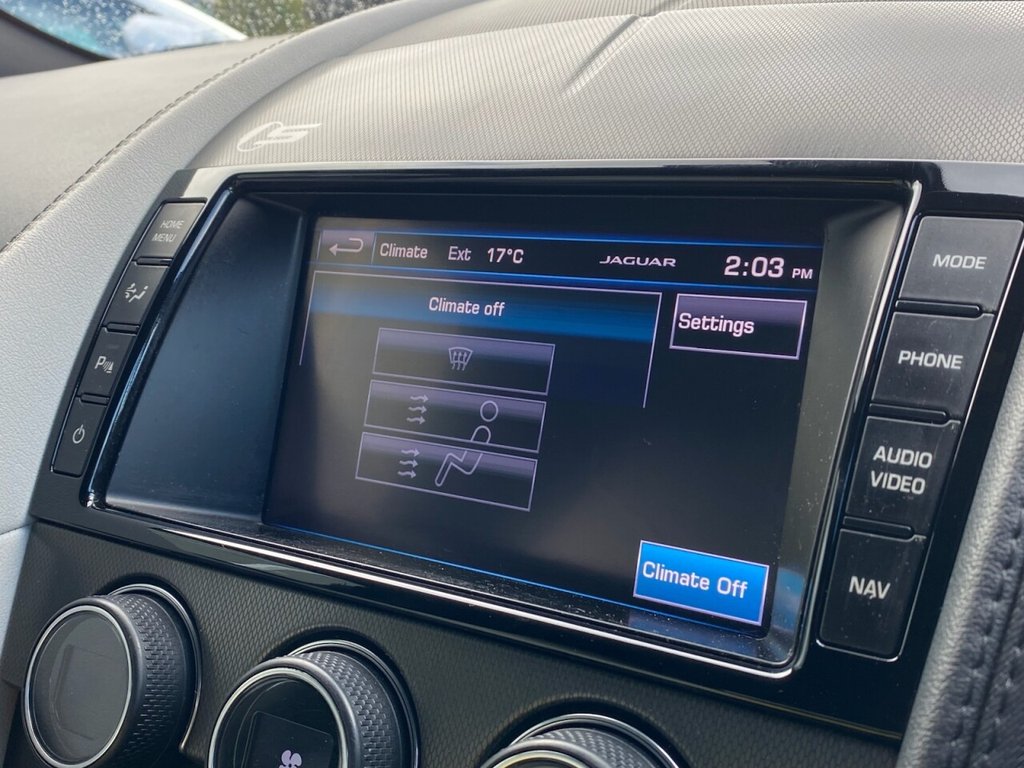 Used Jaguar F-Type 2013 for sale - 76367504: Photo 15