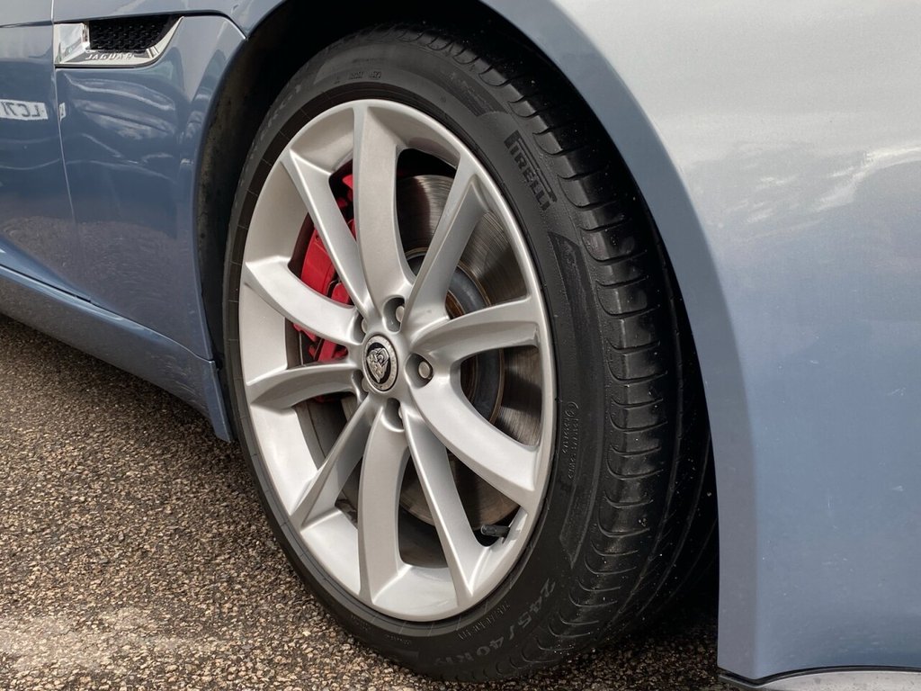 Used Jaguar F-Type 2013 for sale - 76367504: Photo 4