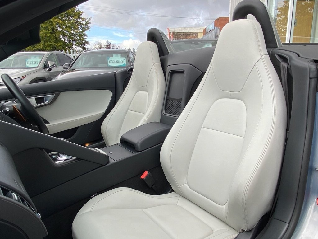 Used Jaguar F-Type 2013 for sale - 76367504: Photo 8