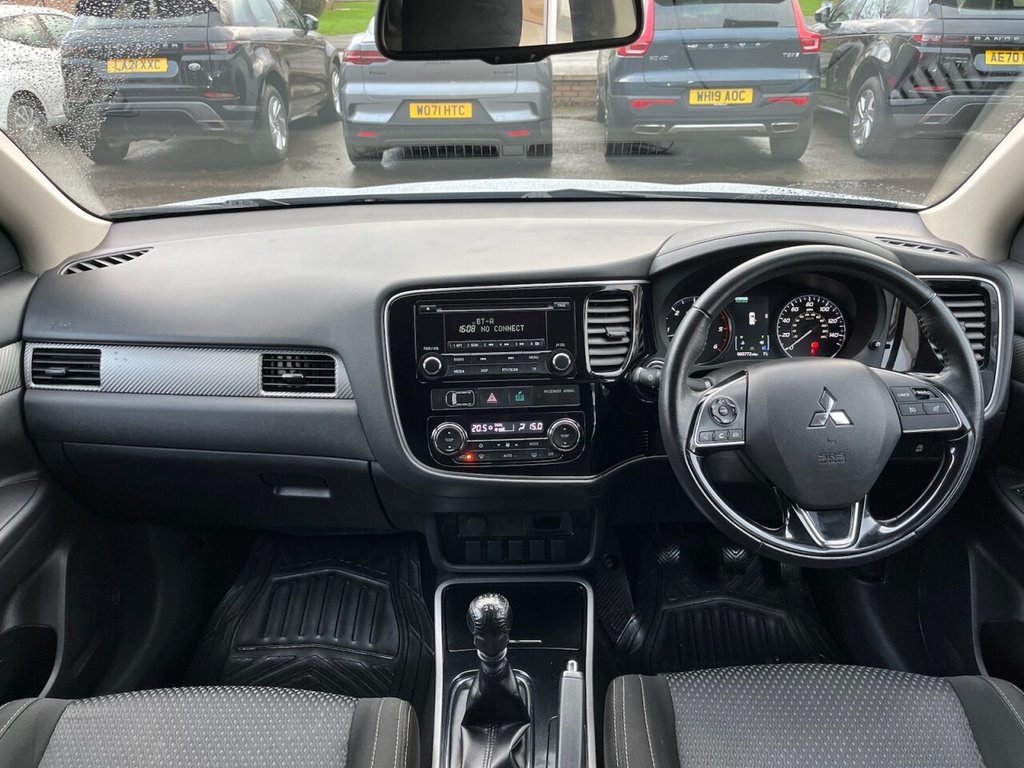 Used Mitsubishi Outlander 2017 for sale - 77571554: Photo 4