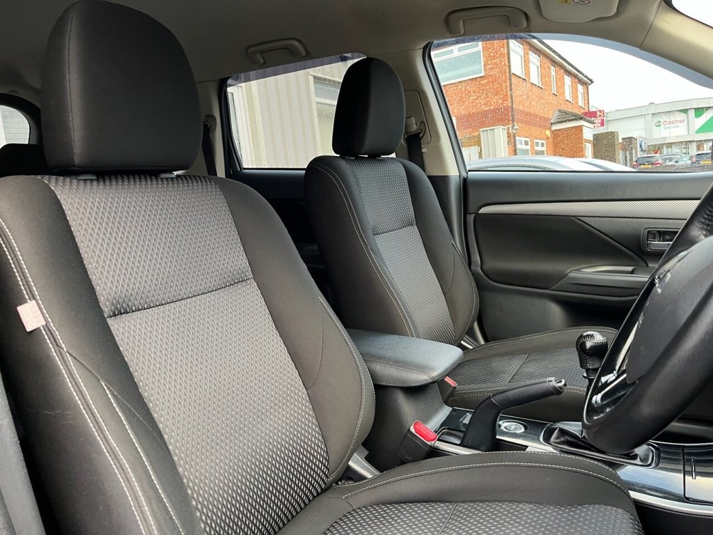 Used Mitsubishi Outlander 2017 for sale - 77571554: Photo 6