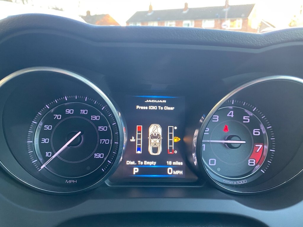 Used Jaguar F-Type 2014 for sale - 76698709: Photo 12