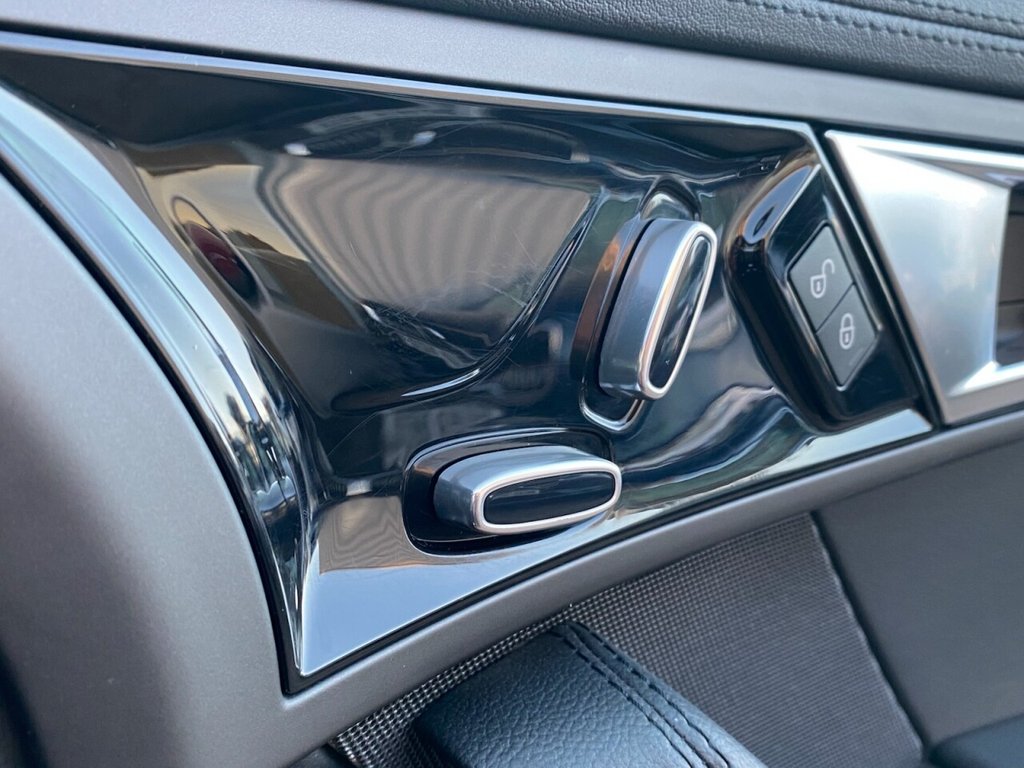 Used Jaguar F-Type 2014 for sale - 76698709: Photo 9