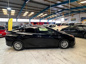 Used Toyota Prius 2017 for sale - 79405264: Photo