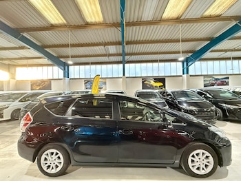 Used Toyota Prius 2019 for sale - 77834700: Photo