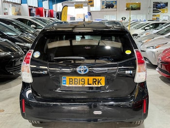 Used Toyota Prius 2019 for sale - 77834700: Photo