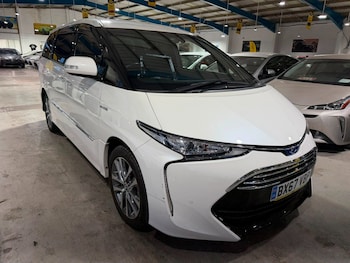 Used Toyota Estima 2017 for sale - 79301571: Photo