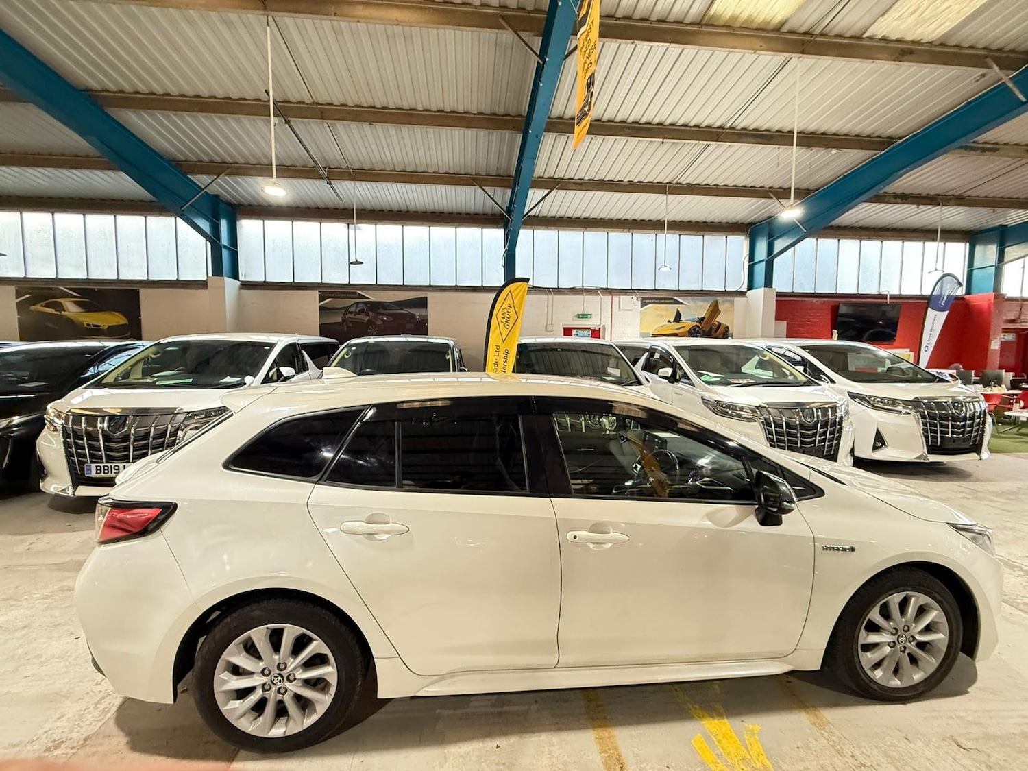 Used Toyota Corolla for sale - 77654062: Photo 2